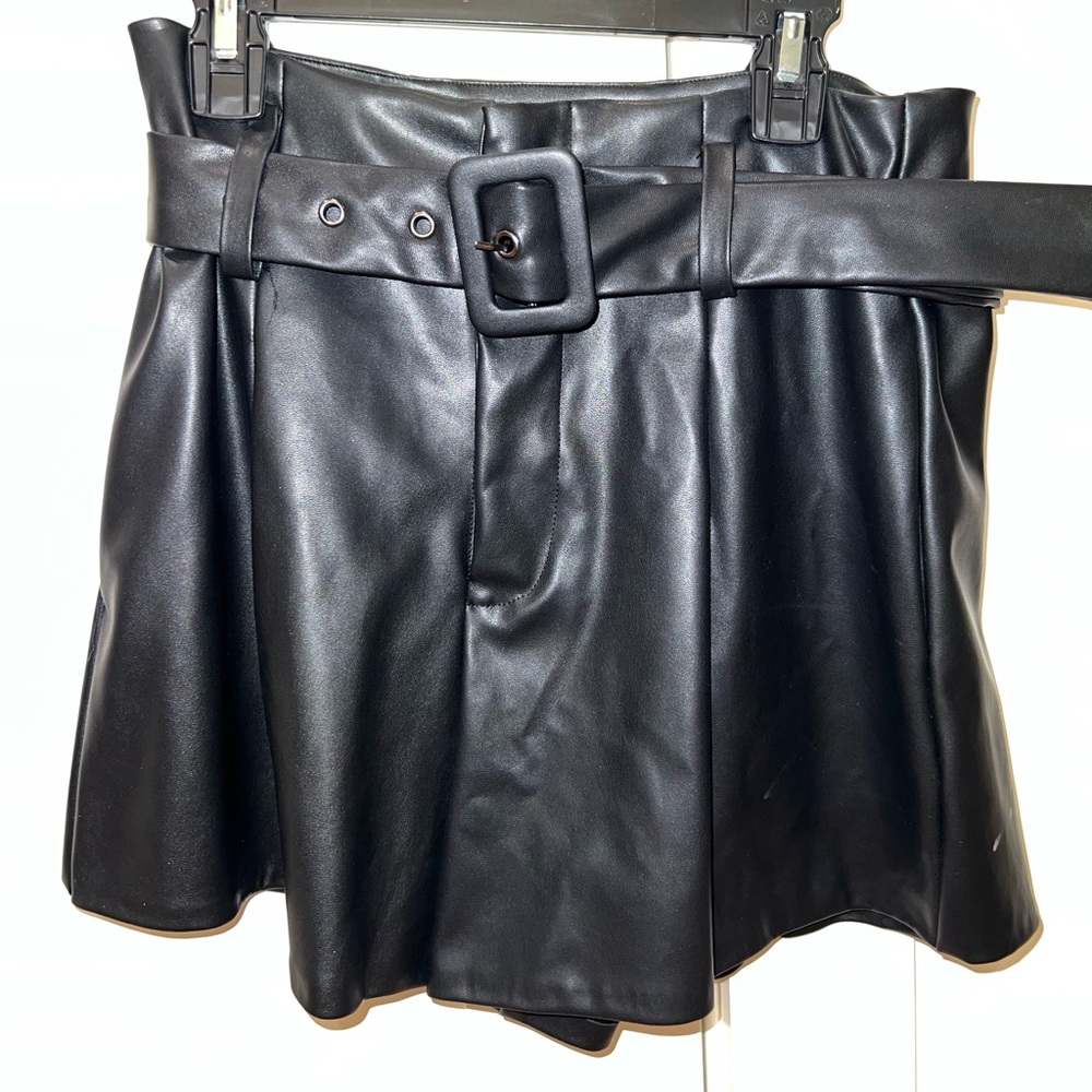 Do + be faux leather shorts